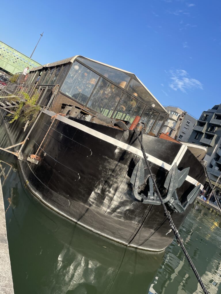 Exposition de l'eau et des rêves.katiacurbeira.ceramics.com